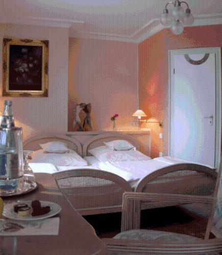 Geniesserhotel Lodner Lauingen Ngoại thất bức ảnh